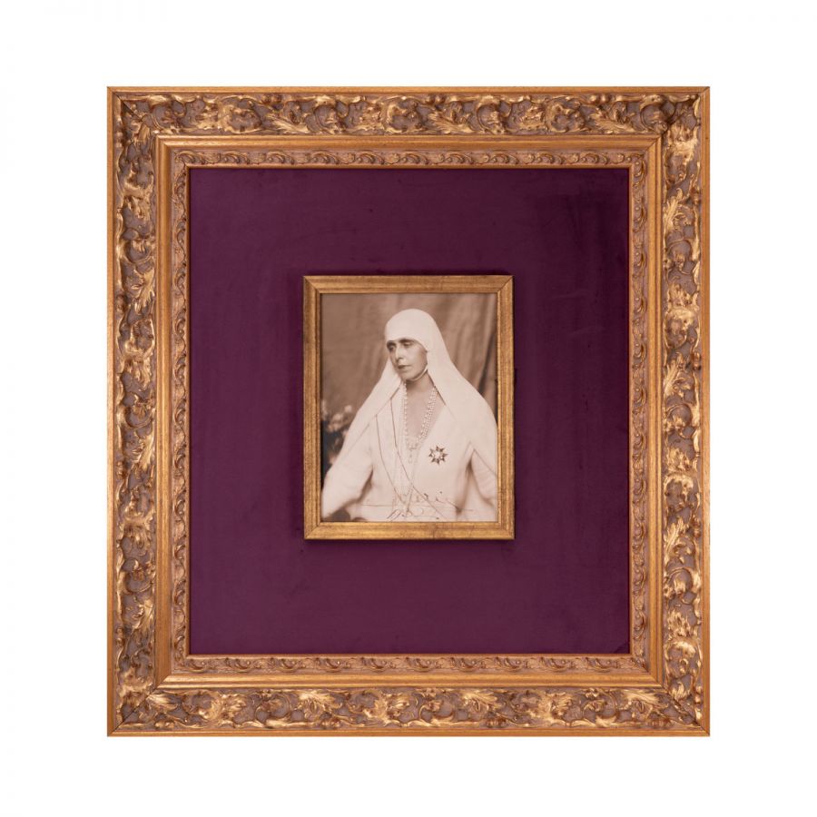 Regina Maria în doliu alb, fotografie semnată olograf, 1932, atelier Julietta - Piesă rară - imagine 2