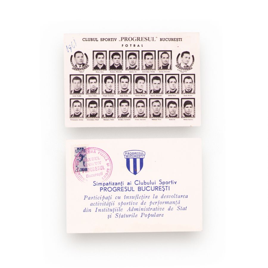 Clubul sportiv „Progresul”, două fotografii cu jucătorii + felicitare cu autografe - imagine 2