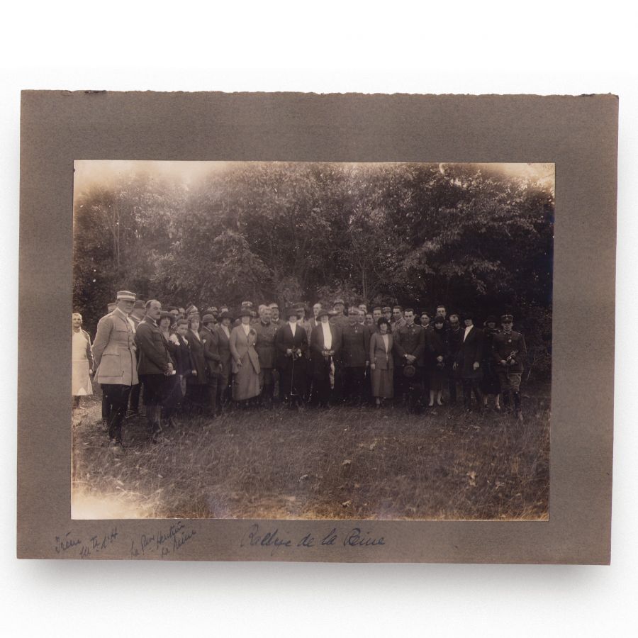 Regina Maria, principesa Elena și ofițerii Regimentului 4 Roșiori la vânătoare, 11 fotografii, 1924 - imagine 7