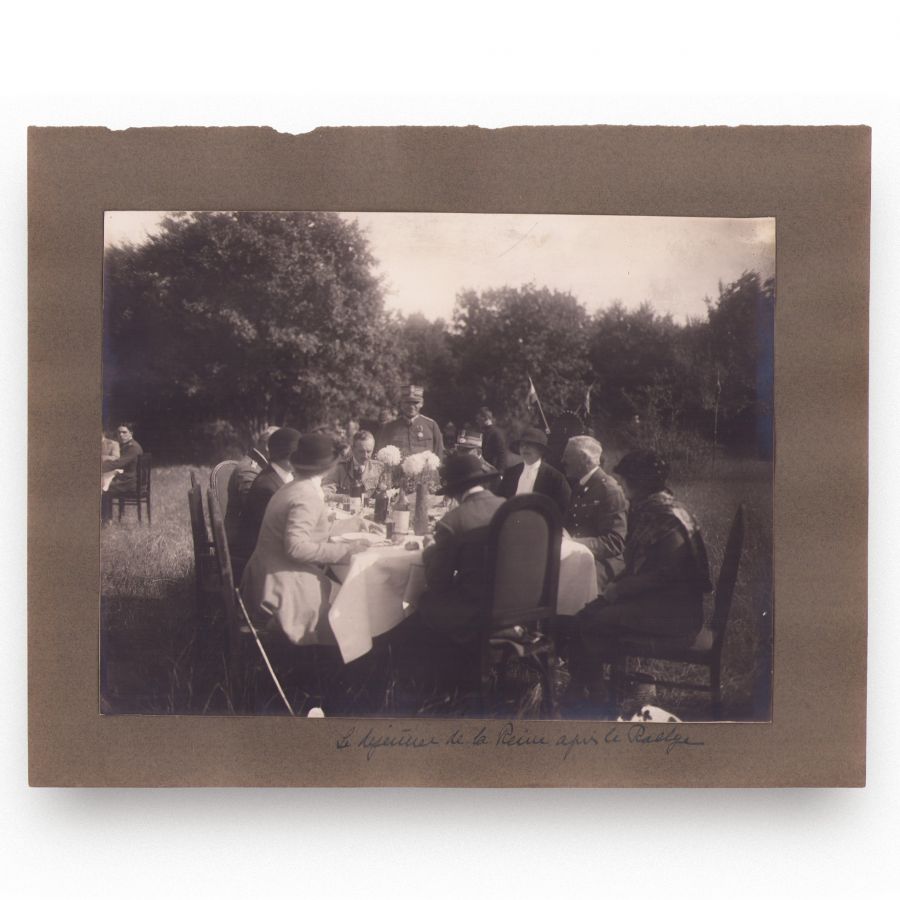 Regina Maria, principesa Elena și ofițerii Regimentului 4 Roșiori la vânătoare, 11 fotografii, 1924 - imagine 6